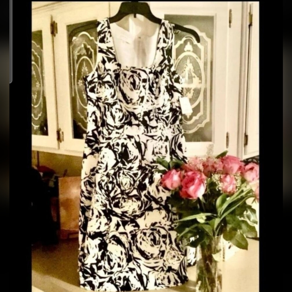 Kasper Dress black and white size 6 new with tags fully lined sleeveless…